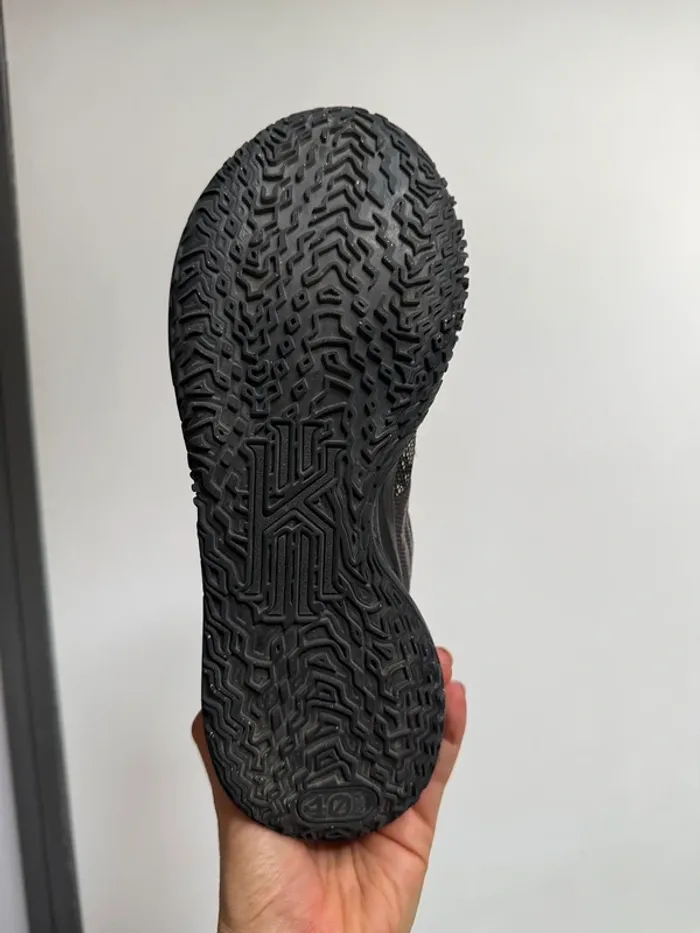 Baskets Nike Kyrie 7 pointure 40,5 très bon état - photo numéro 6