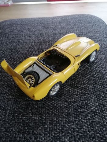 Voiture de collection Ferrari Testa Rossa