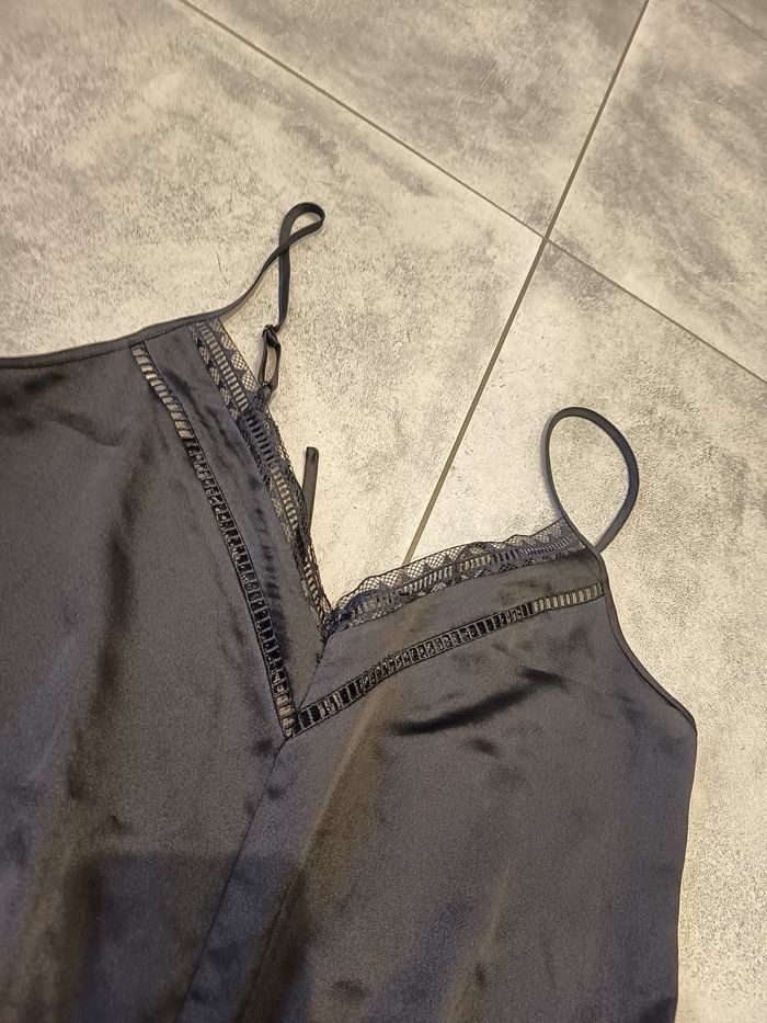 Bodie noir et dos dentelle Etam taille 40 - photo numéro 3