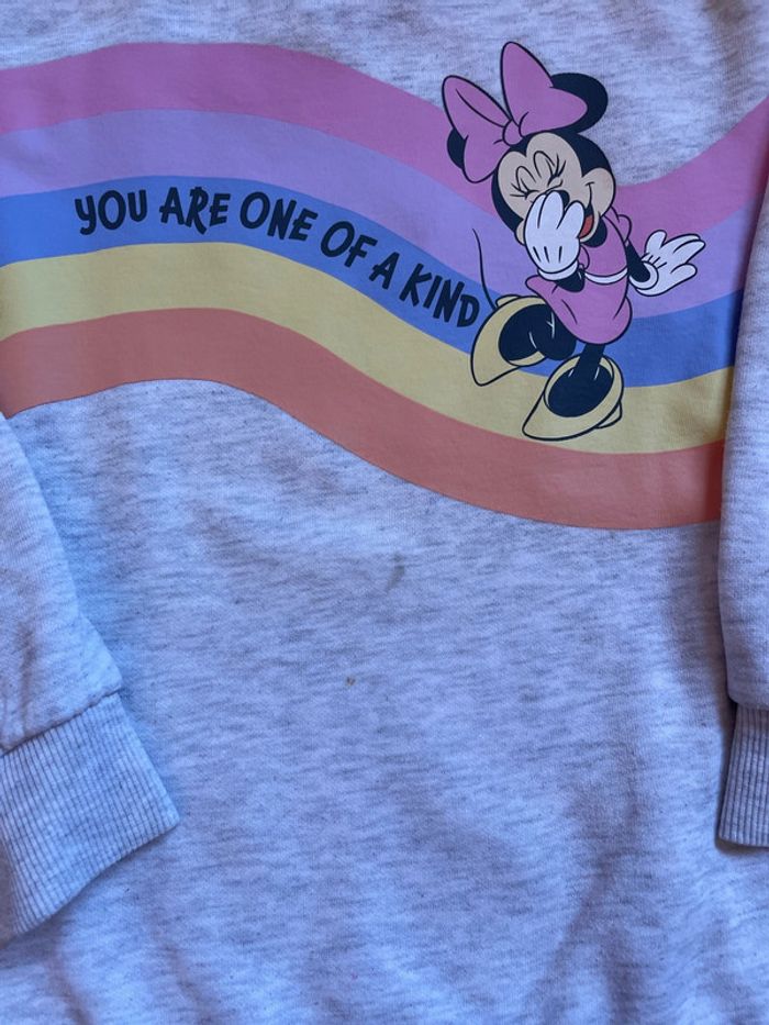 Pull Minnie gris Primark 7-8 ans - photo numéro 2