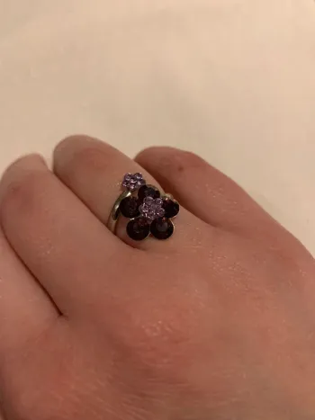 Bague en métal argentée