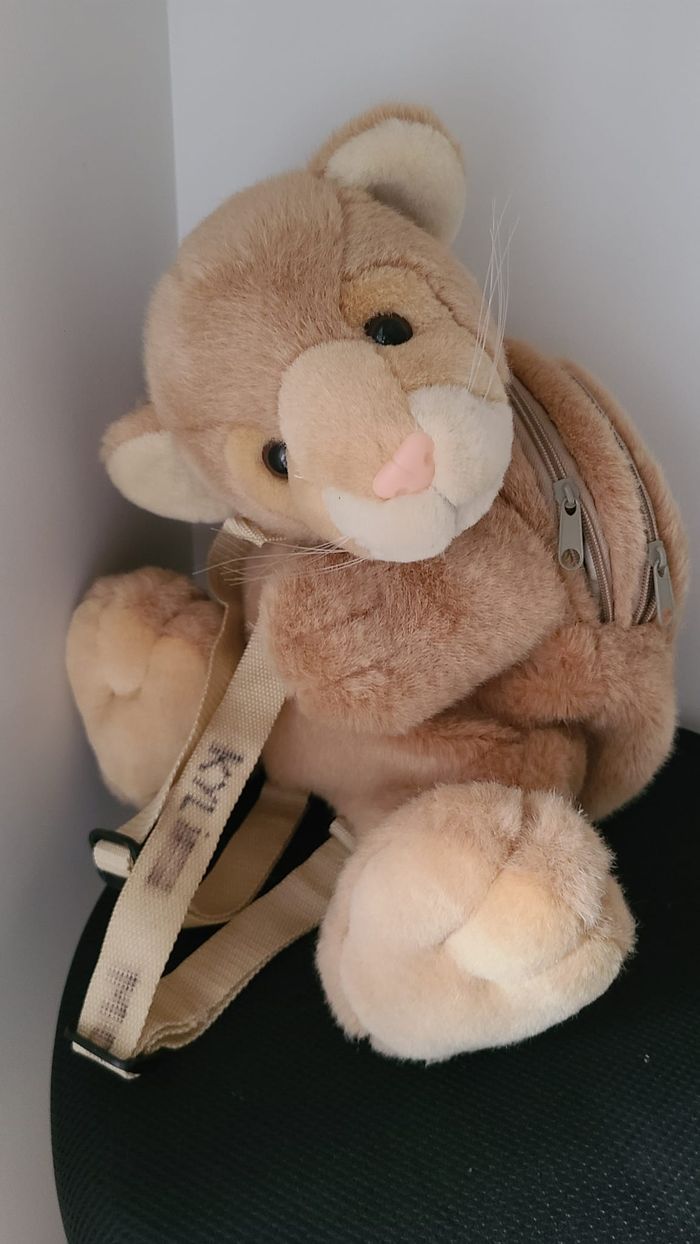 sac à dos peluche lionceau