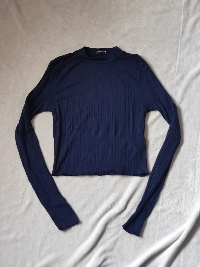 Pull court marine taille S - photo numéro 2