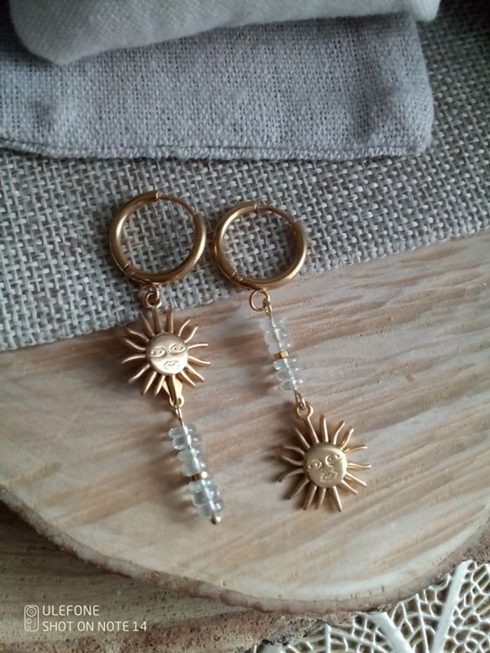 Boucles d'oreilles bohèmes quartz et soleil