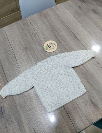 Pull taille 6 mois