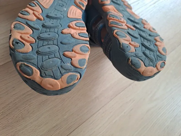 Chaussures sandales bout ferme T31 - photo numéro 5