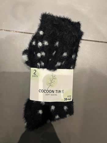 2 paires de chaussettes chaudes femme taille 39/42