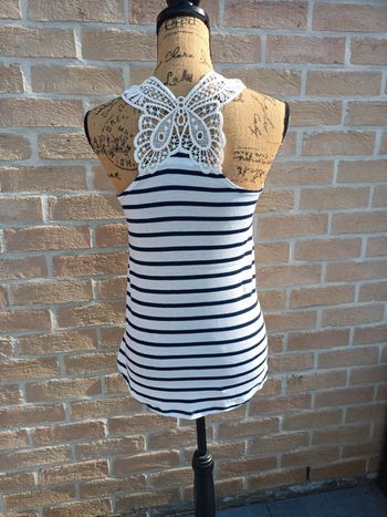 51. Blouse neuve H&M 158-164 12&14ans