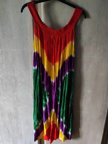 Très belle robe coloré