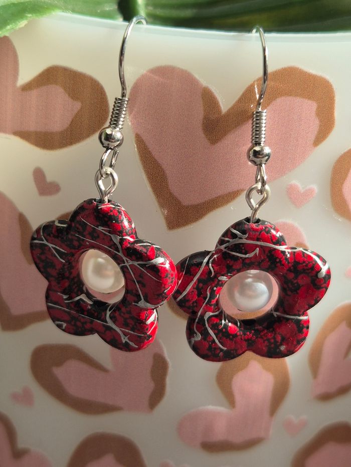Boucles d’oreilles "Fleurs rouge" - photo numéro 1