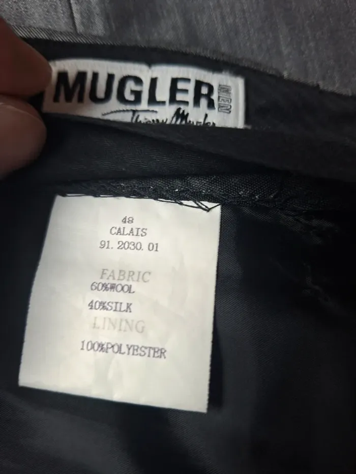 Costume Homme Thierry Mugler – 2 pièces (Veste 48 / Pantalon 44) - photo numéro 13