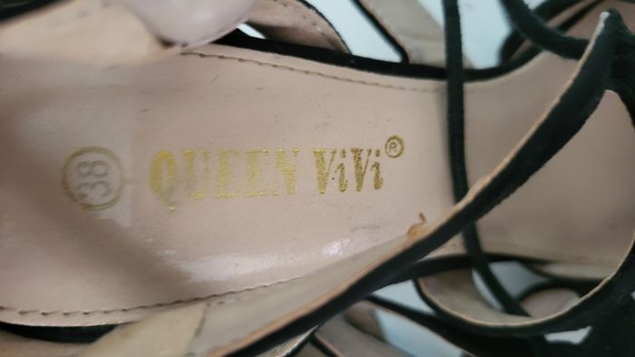 Chaussures à talons - photo numéro 5