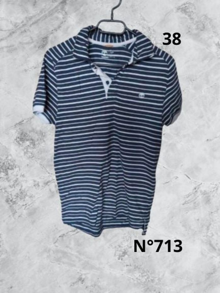 N°713 T-shirt/polo bleu/blanc T38. Timberland.
