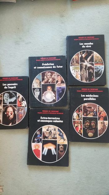 Prédiction et connaissance du futur (Présence de l'inexpliqué)

Angus Hall