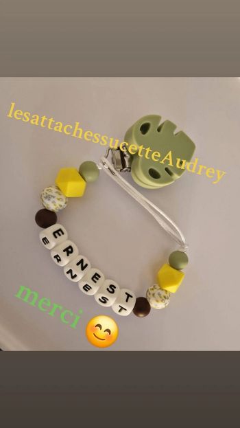 Attache tetine
