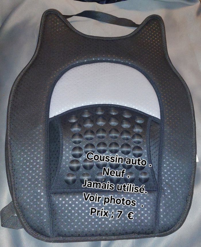 Coussin de siège auto ou autre , neuf