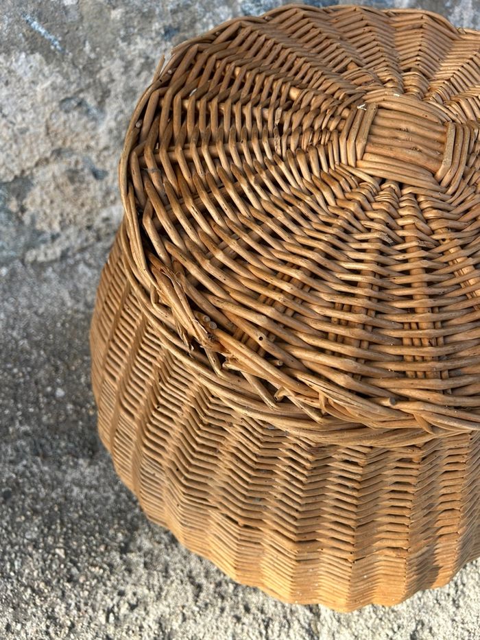 Grand panier avec couvercle rond en osier très ancien ! - photo numéro 9