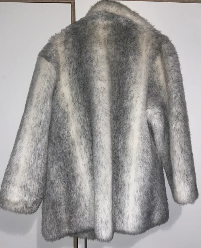 Veste fausse fourrure - photo numéro 3
