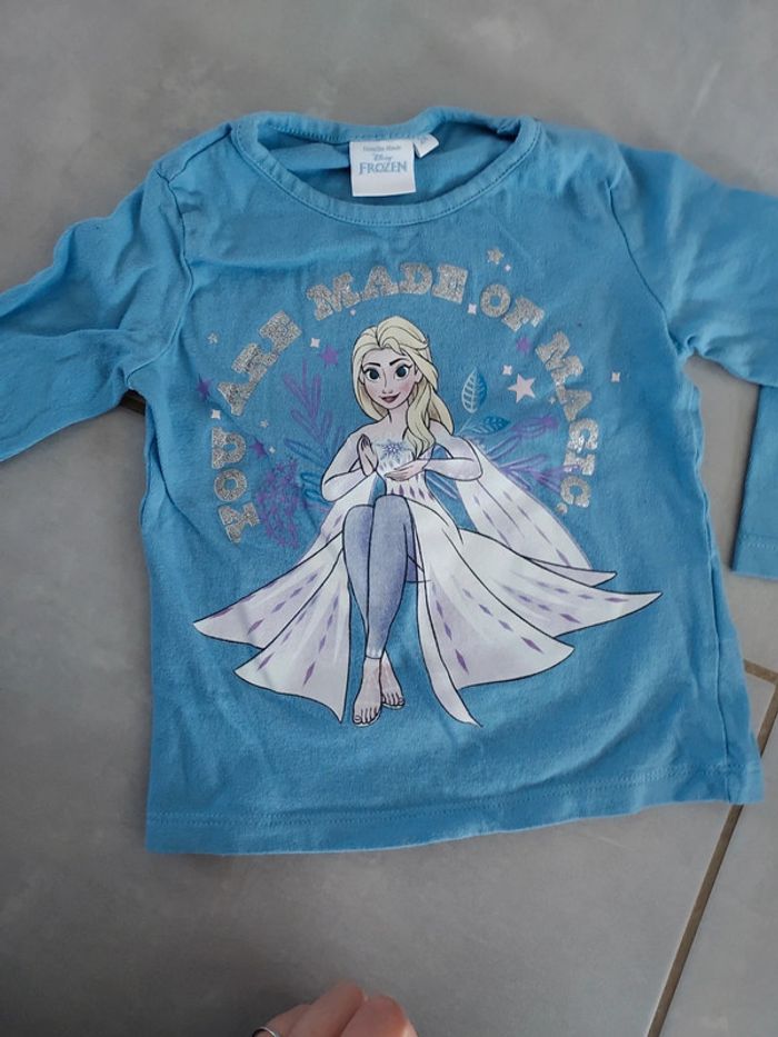 Lot 2 tee-shirts manches longues Disney - photo numéro 6