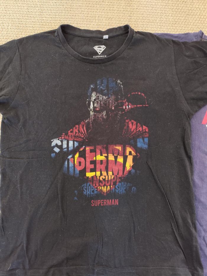 T-shirt Superman taille L , très bon état + cadeau - photo numéro 2