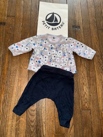 Ensemble gilet et bas petit bateau 3 mois