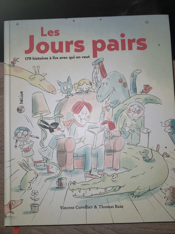 gros livre d'histoire les jours pairs