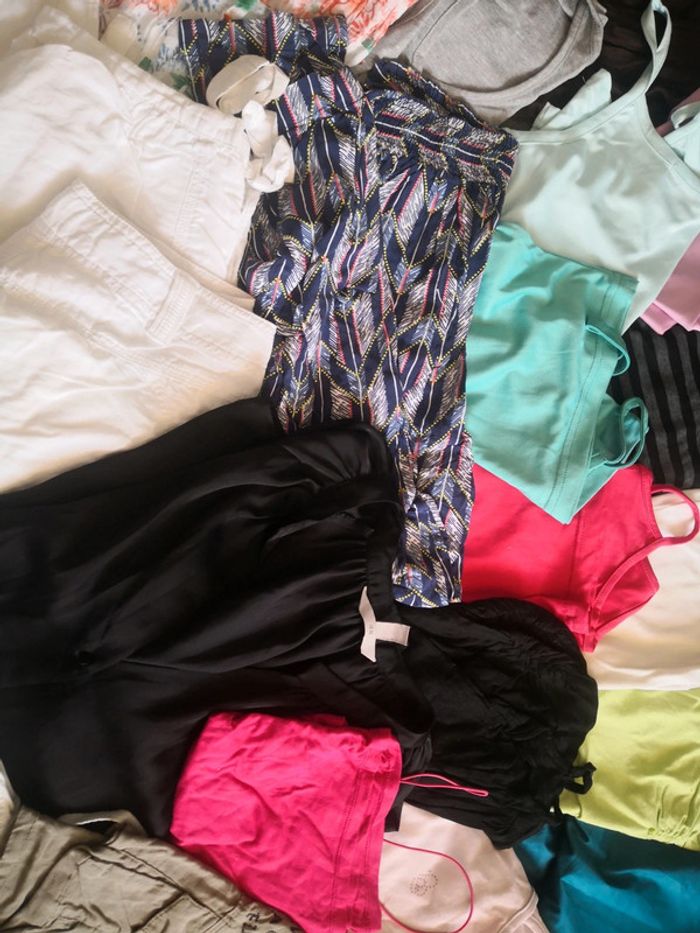 Gros Lot de vêtement femme 57 pièces - photo numéro 15