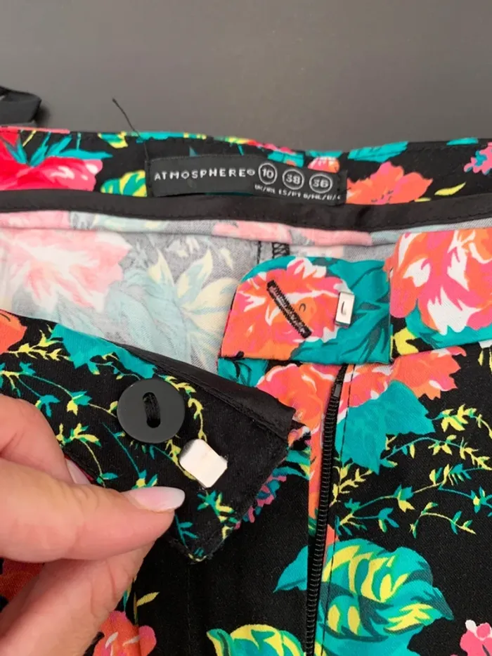 Pantalon fleuris taille 38 - photo numéro 3