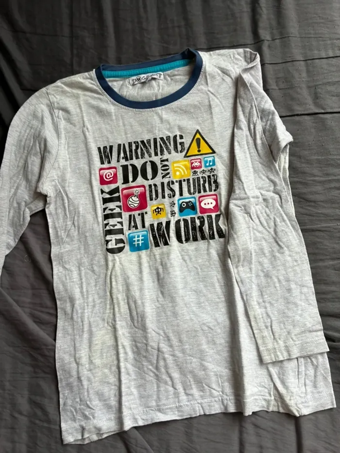 Haut de pyjama 12 ans - photo numéro 2