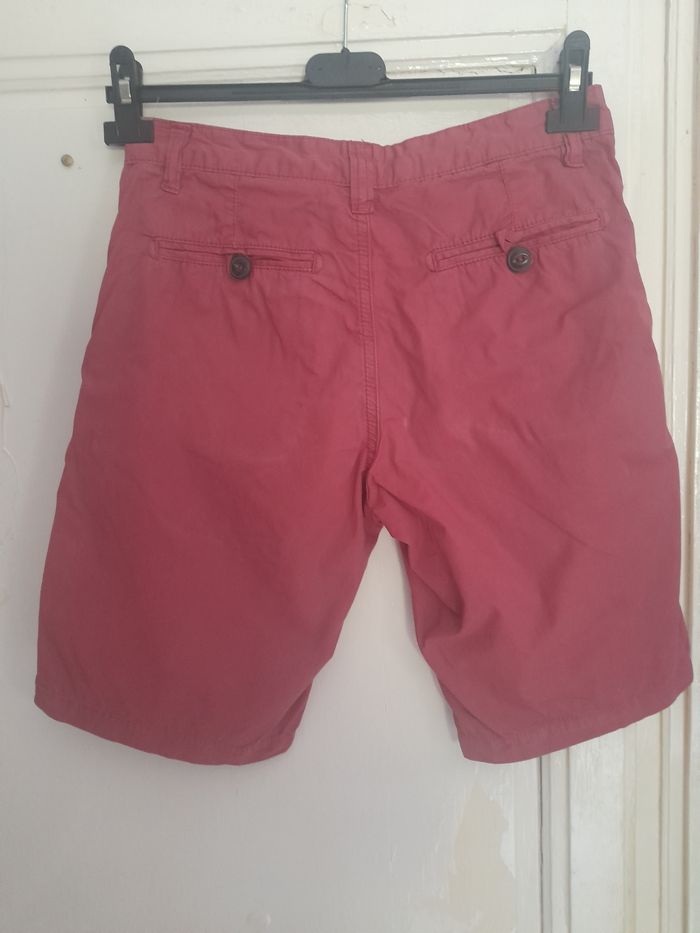 Short/bermuda rouge, marque Celio, taille 36 - photo numéro 3