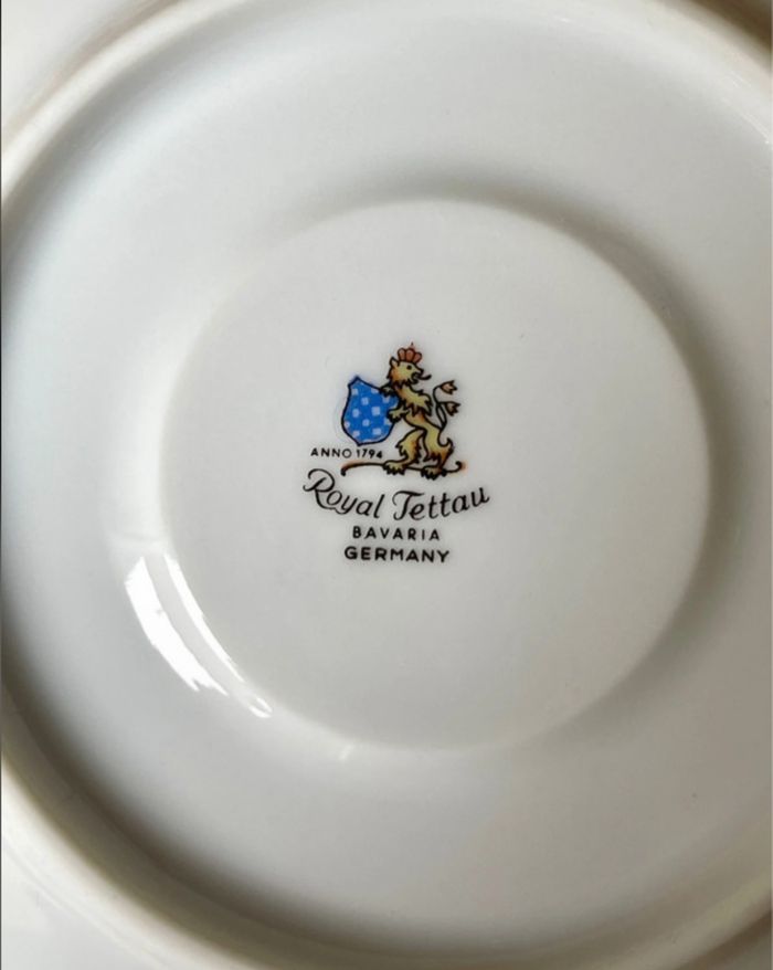 Tasses et sous tasses porcelaine Royal Tettau - photo numéro 7