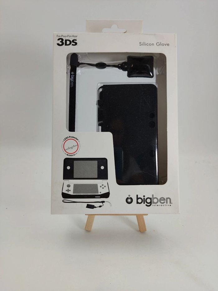 pochette de protection silicone nintendo 3DS gris foncé big ben - photo numéro 2