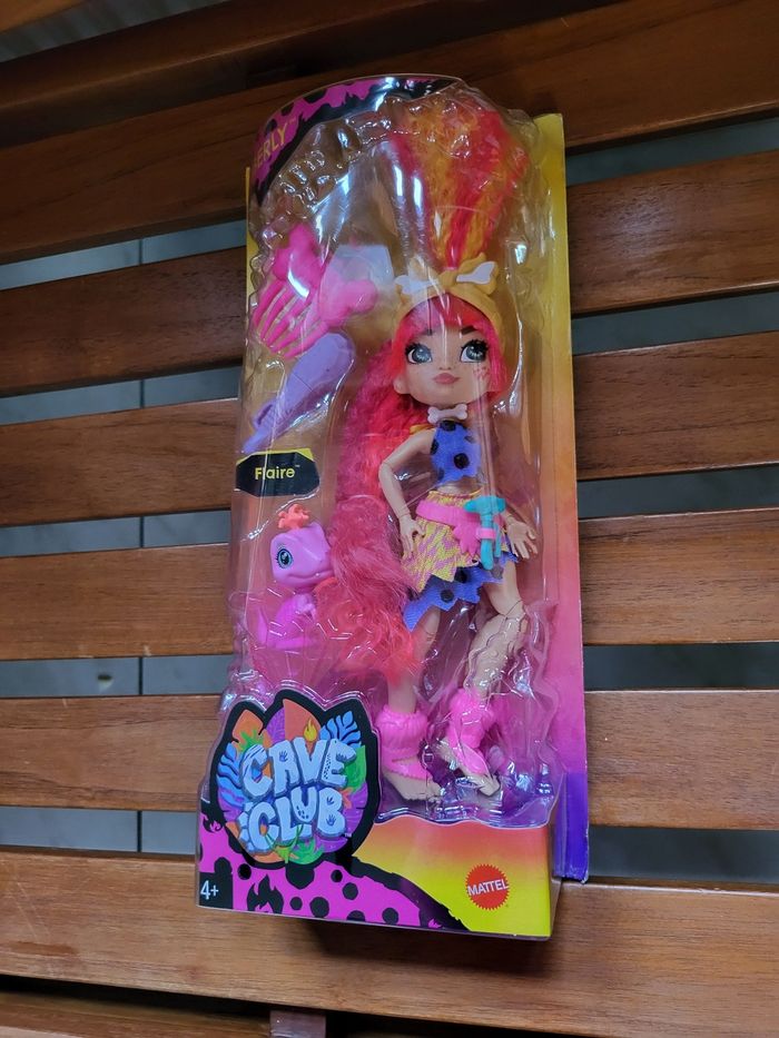 Poupée comme barbie " Flaire " - photo numéro 3