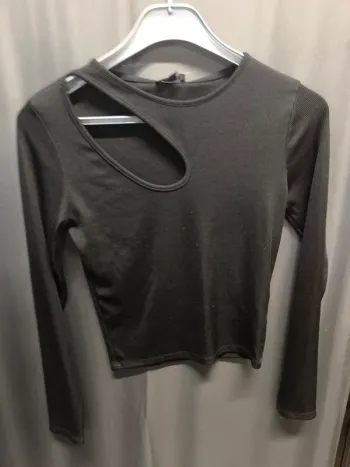 301182 tee shirt ml noir femme M jennyfer