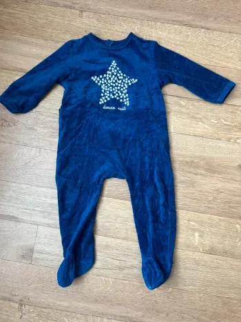 Pyjama douce nuit 18 M