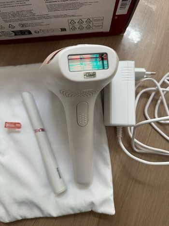 Épilateur à lumière pulsée