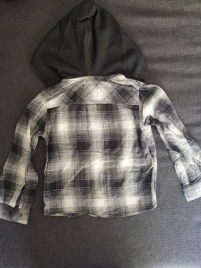 Gilet capuche garçon 6 ans carreaux - photo numéro 2