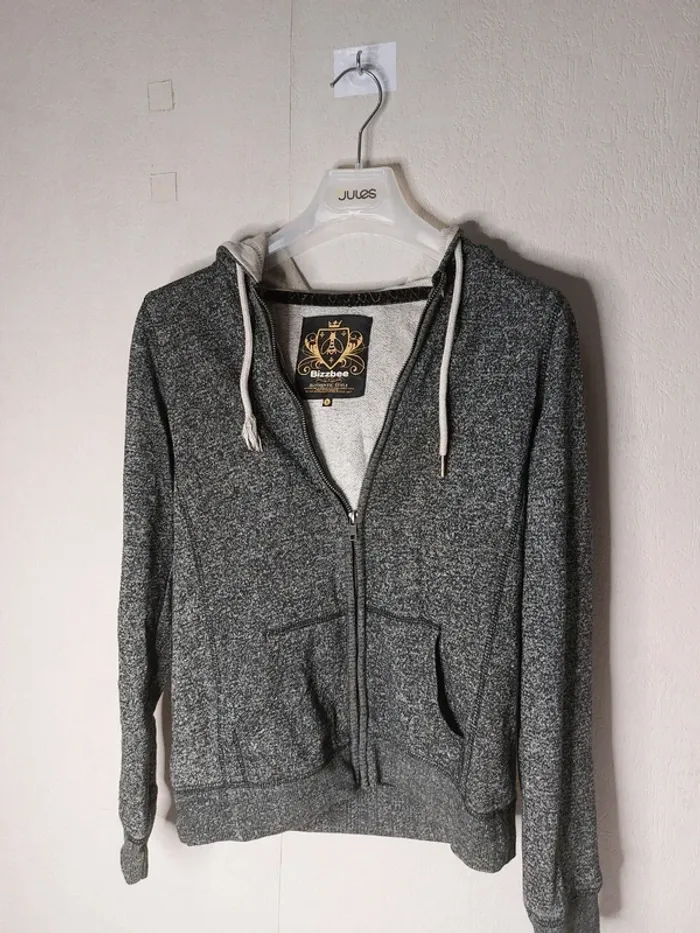 Veste a fermeture gris avec capuche " BiZZbee Authentique" - photo numéro 2
