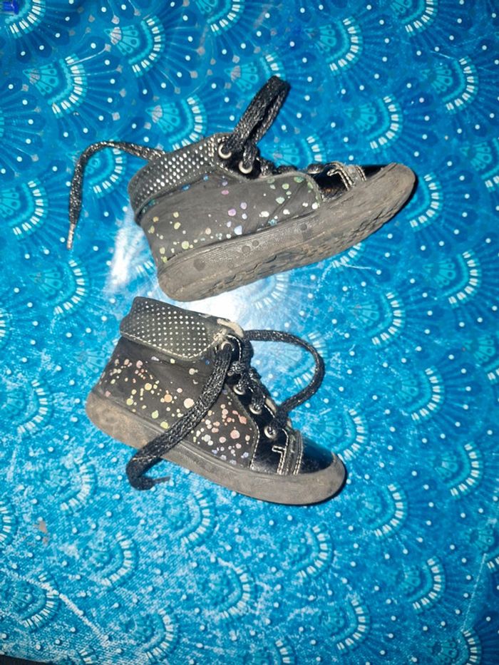 Chaussure fourrée 22 - photo numéro 2