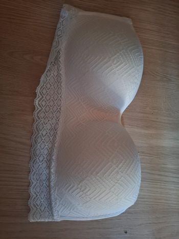 Top court blanc taille L jamais porté sans manche