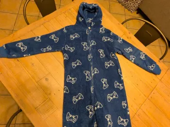 Combinaison pyjama 9/10 ans