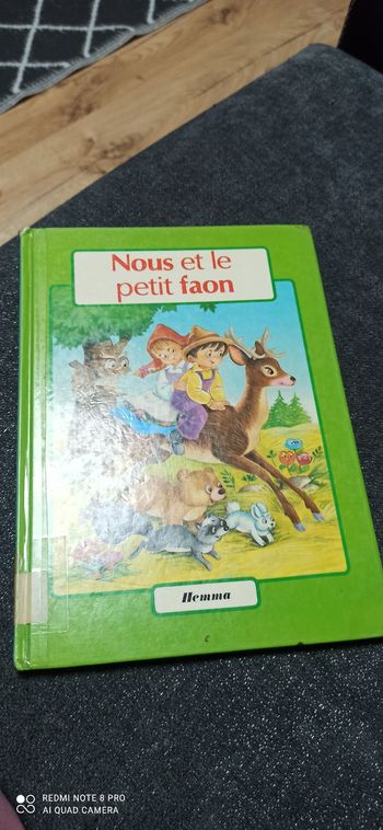 Livre nous et le Petit faon