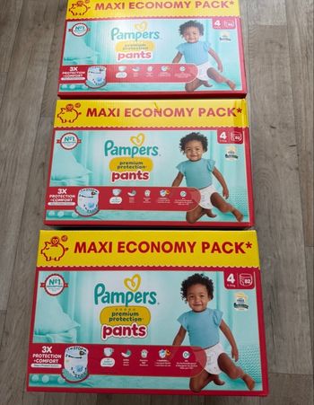 Lot de 246 Pampers premium protection pants  taille 4