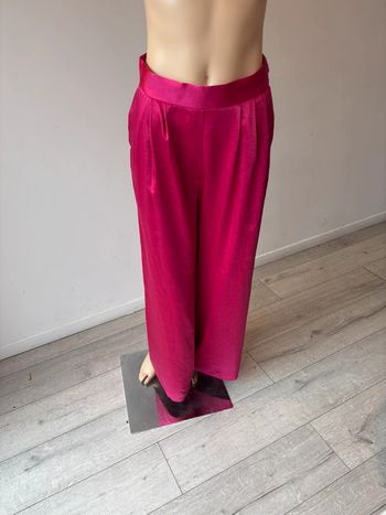 Pantalon neuf avec étiquette jambes larges le acolytes