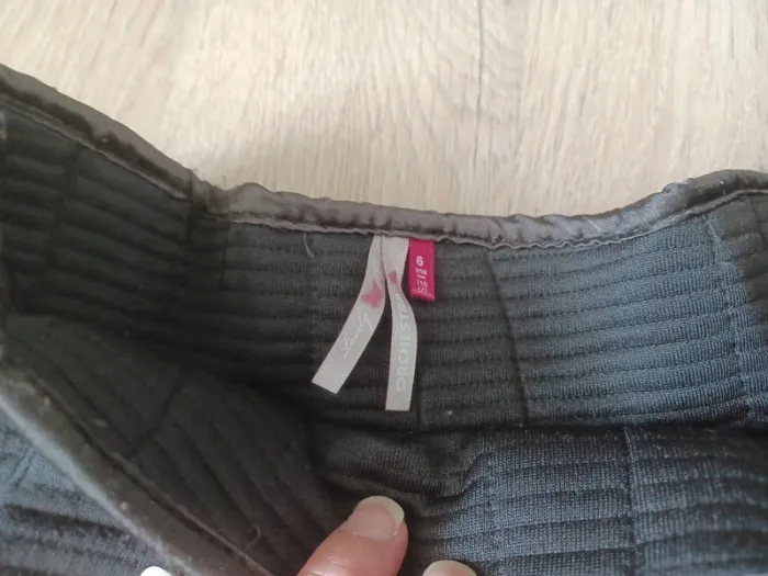 Jupe noire - photo numéro 2