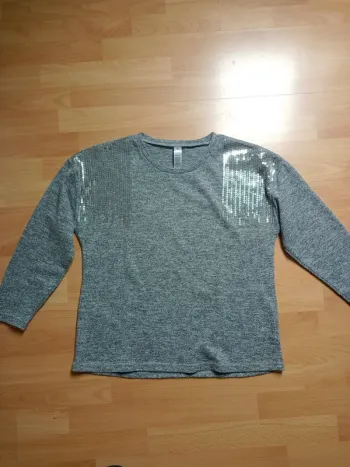 Pull gris à sequins L