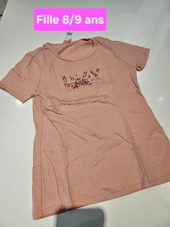 T-shirt 8/9 ans