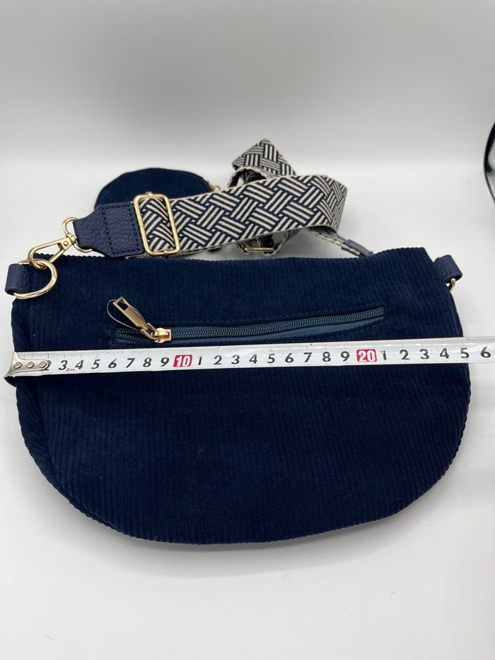 Sac banane bandoulière velours - photo numéro 5