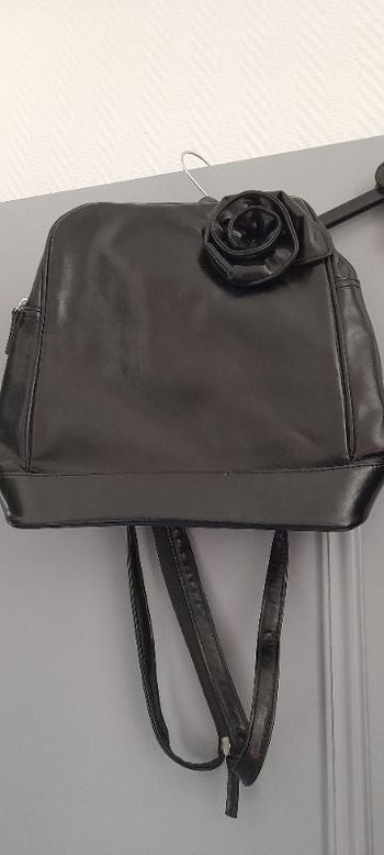 Sac à  dos  imitation cuir