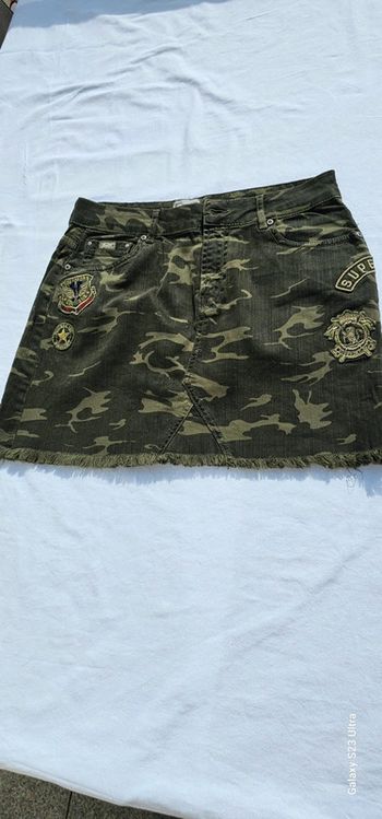 Jupe Superdry militaire taille 38